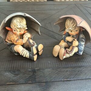 Beautiful Extra Large Hummel Umbrella Boy & Girl Figurine (1950s) 8” tall.